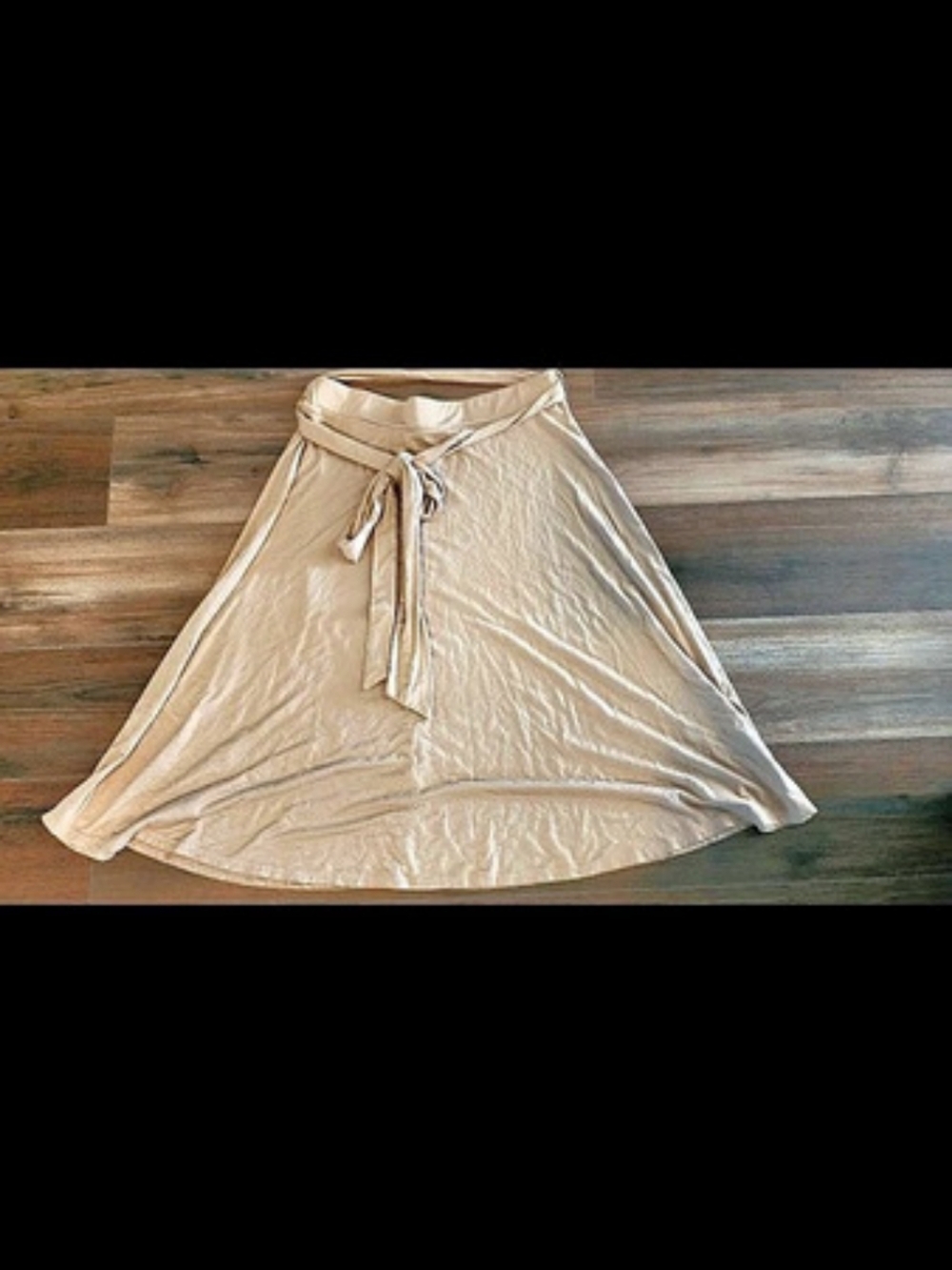 wet seal Beige Maxi Skirt Size Medium
